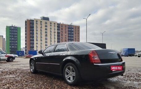 Chrysler 300C II, 2005 год, 980 000 рублей, 5 фотография