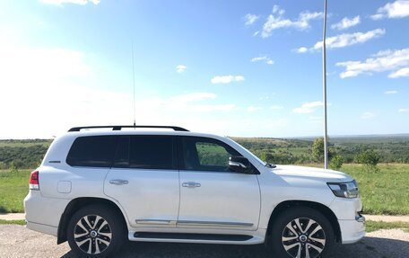 Toyota Land Cruiser 200, 2019 год, 9 500 000 рублей, 2 фотография