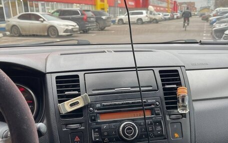 Nissan Tiida, 2011 год, 690 000 рублей, 11 фотография