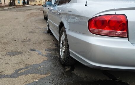 Hyundai Sonata IV рестайлинг, 2005 год, 300 000 рублей, 5 фотография