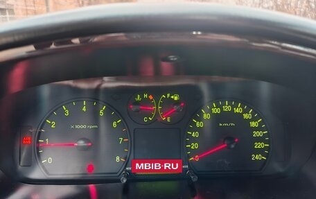 Hyundai Sonata IV рестайлинг, 2005 год, 300 000 рублей, 11 фотография