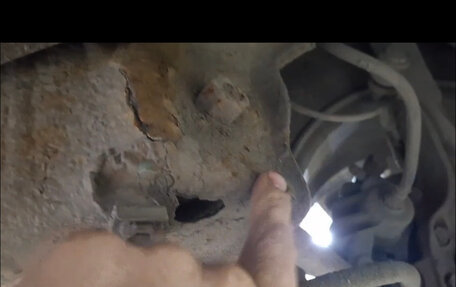 Hyundai Sonata IV рестайлинг, 2005 год, 300 000 рублей, 24 фотография