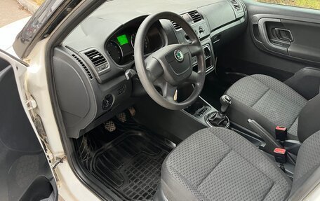 Skoda Fabia II, 2011 год, 399 000 рублей, 12 фотография