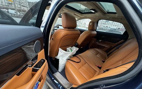 Jaguar XJ IV (X351), 2013 год, 2 300 000 рублей, 11 фотография