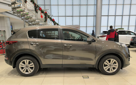 KIA Sportage IV рестайлинг, 2017 год, 2 040 000 рублей, 5 фотография