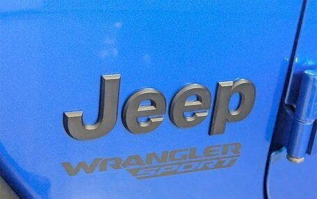 Jeep Wrangler, 2021 год, 4 520 000 рублей, 7 фотография