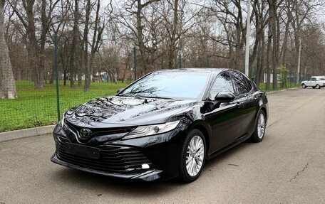 Toyota Camry, 2018 год, 2 790 000 рублей, 1 фотография