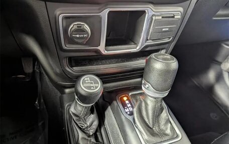 Jeep Wrangler, 2021 год, 4 520 000 рублей, 18 фотография