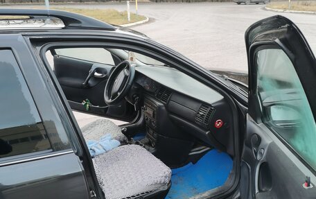 Opel Vectra B рестайлинг, 2001 год, 140 000 рублей, 4 фотография