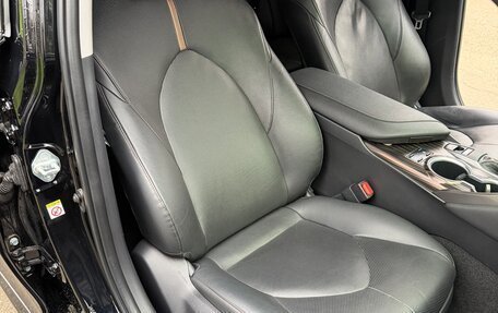 Toyota Camry, 2018 год, 2 790 000 рублей, 20 фотография