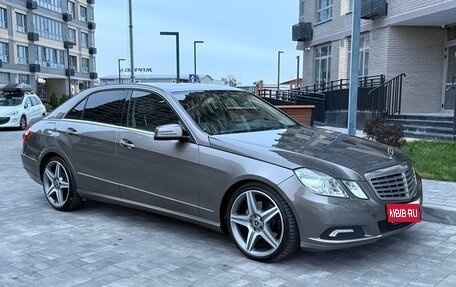 Mercedes-Benz E-Класс, 2009 год, 1 150 000 рублей, 1 фотография