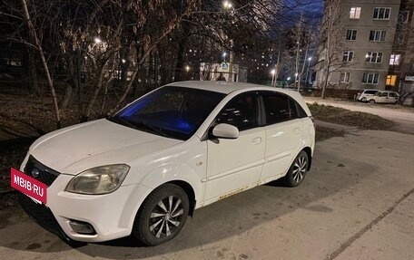KIA Rio II, 2010 год, 400 000 рублей, 3 фотография