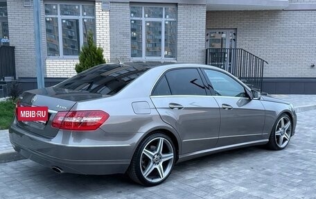 Mercedes-Benz E-Класс, 2009 год, 1 150 000 рублей, 3 фотография