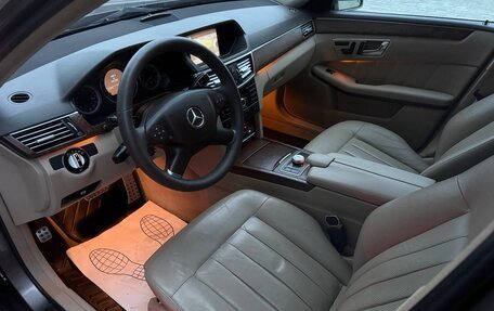 Mercedes-Benz E-Класс, 2009 год, 1 150 000 рублей, 17 фотография