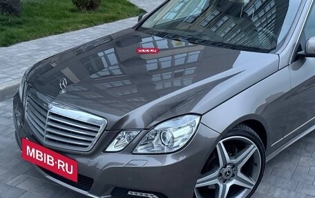 Mercedes-Benz E-Класс, 2009 год, 1 150 000 рублей, 26 фотография