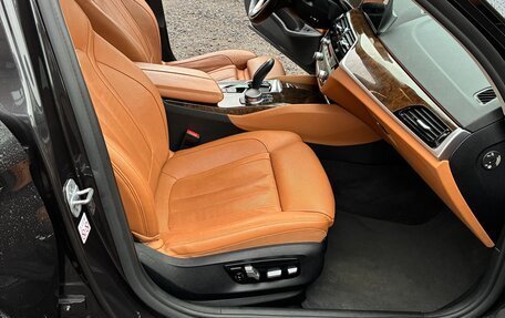 BMW 5 серия, 2018 год, 2 690 000 рублей, 13 фотография