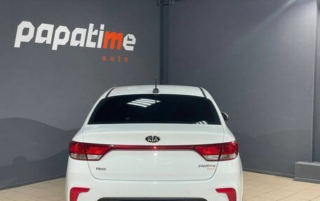 KIA Rio IV, 2017 год, 1 240 000 рублей, 4 фотография