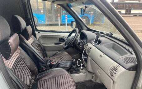 Renault Kangoo II рестайлинг, 2006 год, 230 000 рублей, 6 фотография