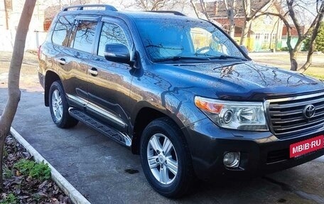 Toyota Land Cruiser 200, 2012 год, 3 381 000 рублей, 3 фотография