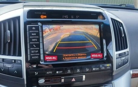 Toyota Land Cruiser 200, 2012 год, 3 381 000 рублей, 9 фотография