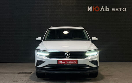 Volkswagen Tiguan II, 2021 год, 2 450 000 рублей, 3 фотография