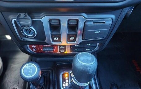 Jeep Wrangler, 2022 год, 5 230 000 рублей, 15 фотография