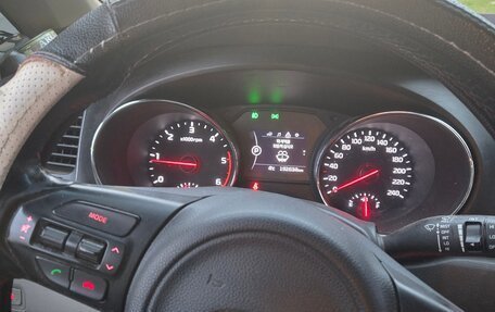 KIA Carnival III, 2017 год, 2 200 000 рублей, 7 фотография