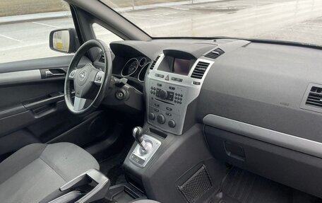 Opel Zafira B, 2012 год, 500 000 рублей, 22 фотография