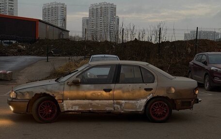 Nissan Primera II рестайлинг, 1991 год, 80 000 рублей, 2 фотография