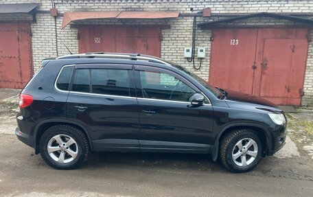 Volkswagen Tiguan I, 2011 год, 1 600 000 рублей, 2 фотография