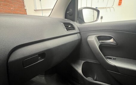 Volkswagen Polo VI (EU Market), 2016 год, 1 250 000 рублей, 13 фотография