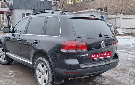 Volkswagen Touareg III, 2005 год, 730 000 рублей, 3 фотография