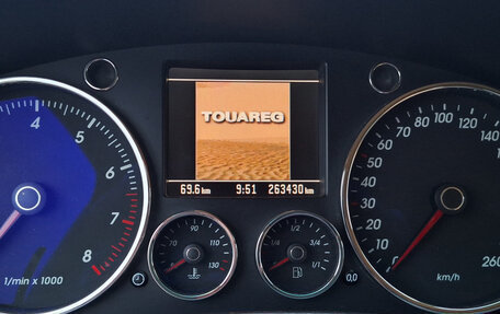 Volkswagen Touareg III, 2005 год, 730 000 рублей, 13 фотография