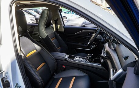 FAW Bestune T77, 2024 год, 2 199 000 рублей, 8 фотография