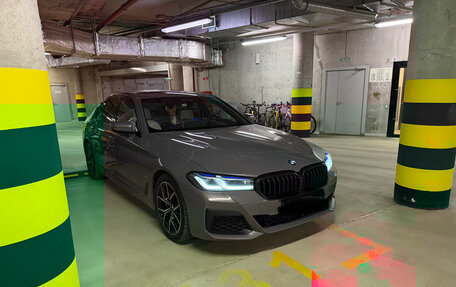 BMW 5 серия, 2021 год, 6 750 000 рублей, 3 фотография