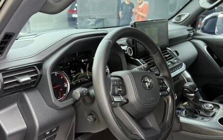 Toyota Land Cruiser, 2021 год, 10 500 000 рублей, 4 фотография