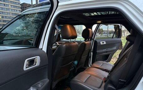 Ford Explorer VI, 2014 год, 1 790 000 рублей, 10 фотография