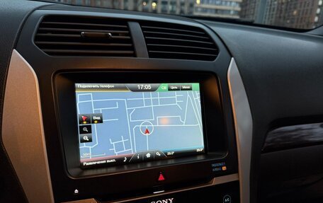 Ford Explorer VI, 2014 год, 1 790 000 рублей, 25 фотография