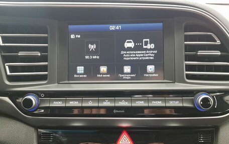 Hyundai Elantra VI рестайлинг, 2019 год, 1 650 000 рублей, 9 фотография