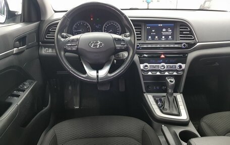 Hyundai Elantra VI рестайлинг, 2019 год, 1 650 000 рублей, 5 фотография