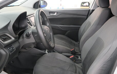 Hyundai Solaris II рестайлинг, 2022 год, 1 879 000 рублей, 8 фотография