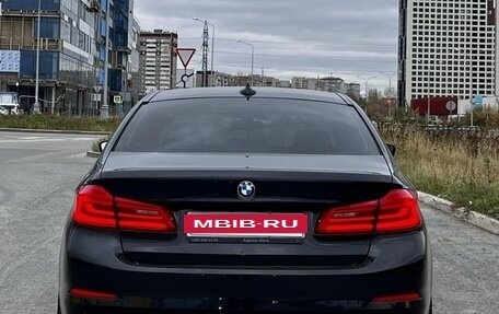 BMW 5 серия, 2019 год, 2 650 000 рублей, 11 фотография