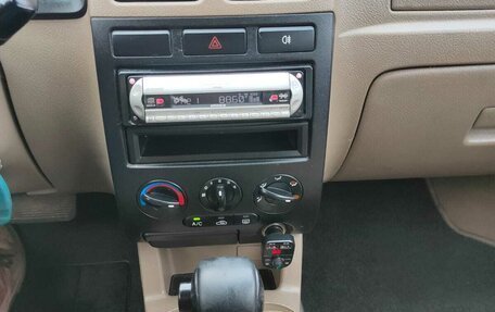 KIA Rio II, 2004 год, 355 000 рублей, 22 фотография