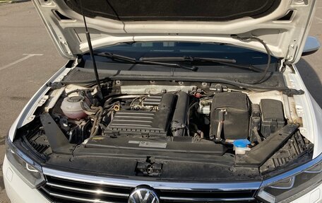 Volkswagen Passat B8 рестайлинг, 2017 год, 2 130 000 рублей, 8 фотография