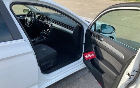 Volkswagen Passat B8 рестайлинг, 2017 год, 2 130 000 рублей, 11 фотография