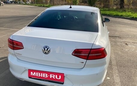 Volkswagen Passat B8 рестайлинг, 2017 год, 2 130 000 рублей, 12 фотография