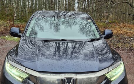 Honda Vezel, 2019 год, 1 870 000 рублей, 3 фотография