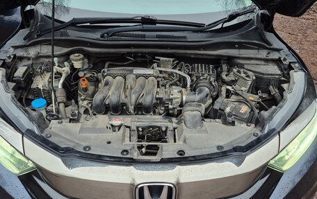 Honda Vezel, 2019 год, 1 870 000 рублей, 39 фотография