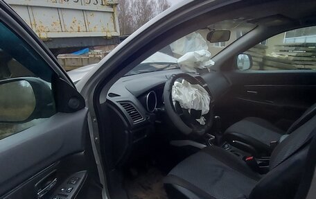 Mitsubishi ASX I рестайлинг, 2013 год, 450 000 рублей, 11 фотография