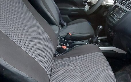 Mitsubishi ASX I рестайлинг, 2013 год, 450 000 рублей, 26 фотография